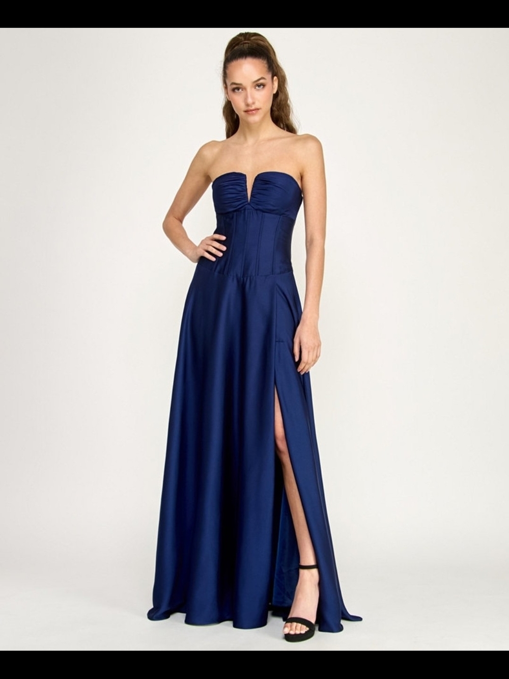 Alex & Sophia Juniors' Strapless V-Notch Slit Skirt Gown Size 11/12 prom(zipper) - Picture 2 of 10